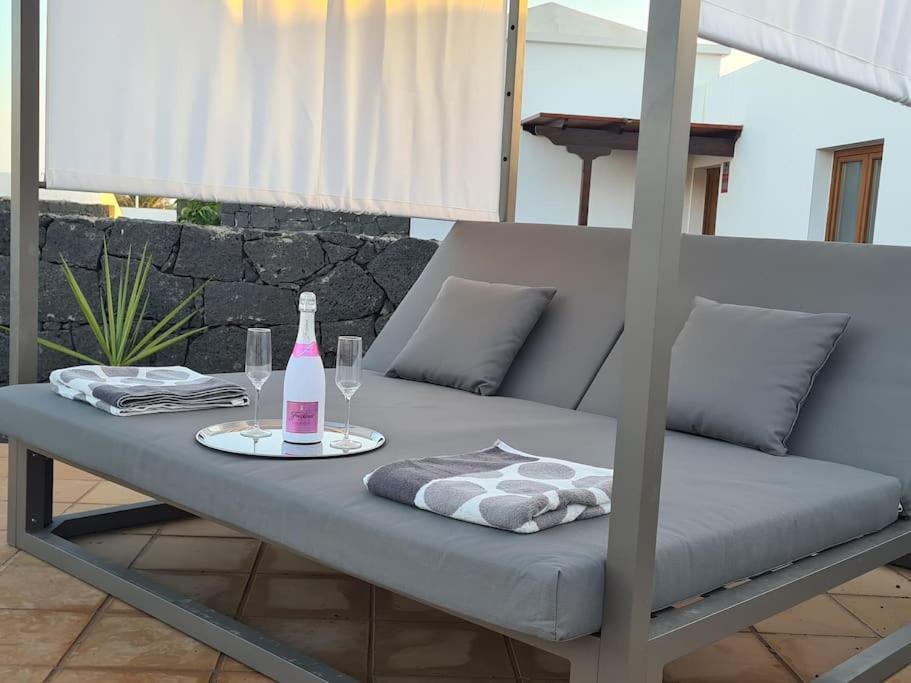 Luxury 4-Bedroom Villa With Heated Pool + Sea View Playa Blanca  Zewnętrze zdjęcie