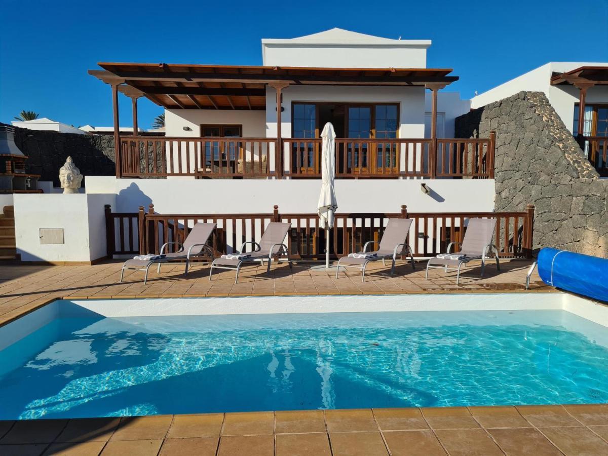 Luxury 4-Bedroom Villa With Heated Pool + Sea View Playa Blanca  Zewnętrze zdjęcie