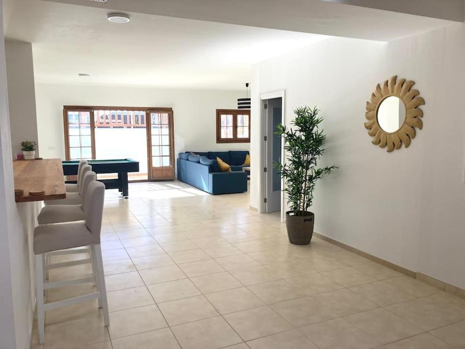 Luxury 4-Bedroom Villa With Heated Pool + Sea View Playa Blanca  Zewnętrze zdjęcie