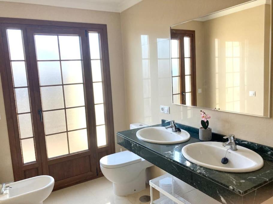 Luxury 4-Bedroom Villa With Heated Pool + Sea View Playa Blanca  Zewnętrze zdjęcie