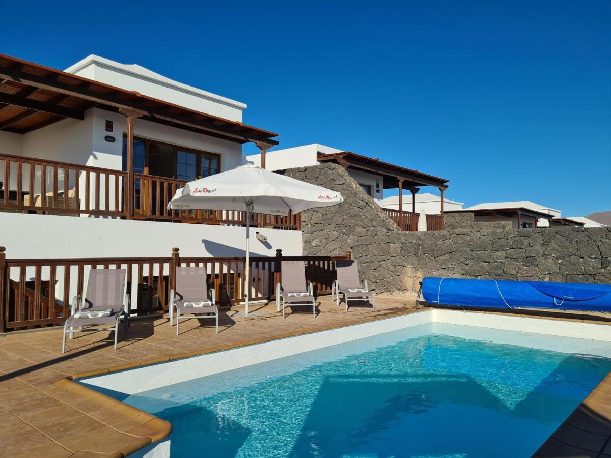 Luxury 4-Bedroom Villa With Heated Pool + Sea View Playa Blanca  Zewnętrze zdjęcie